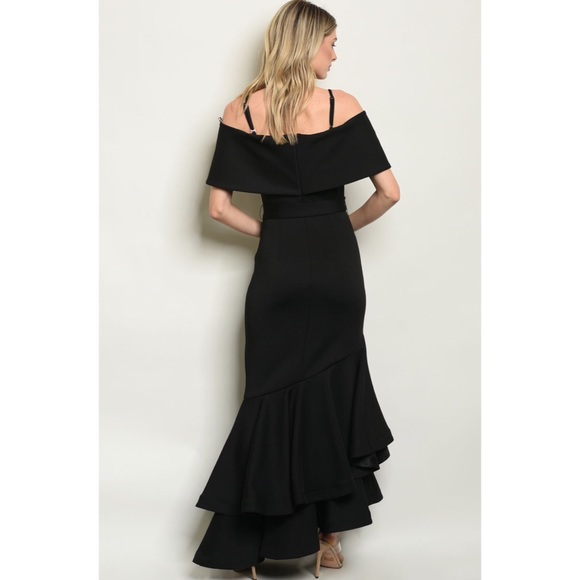 Long formal black dress - Picture 2 of 6